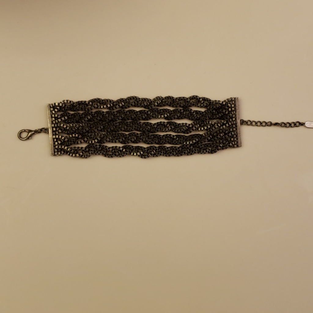 Bracelet